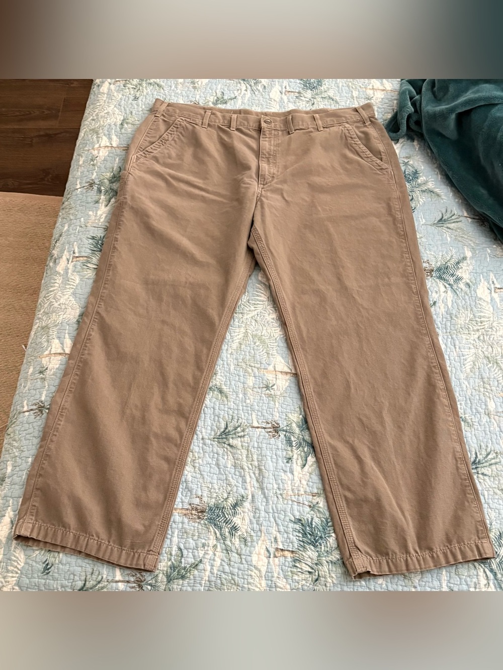 Carhartt Men's Tan Chino Pants